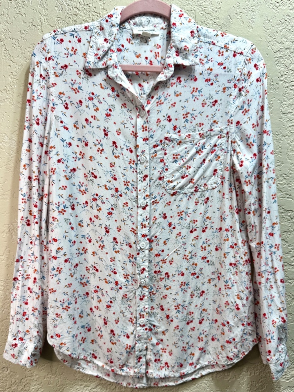 BeachLunchLounge White Floral Button Front Blouse Size Small - Picture 2 of 7